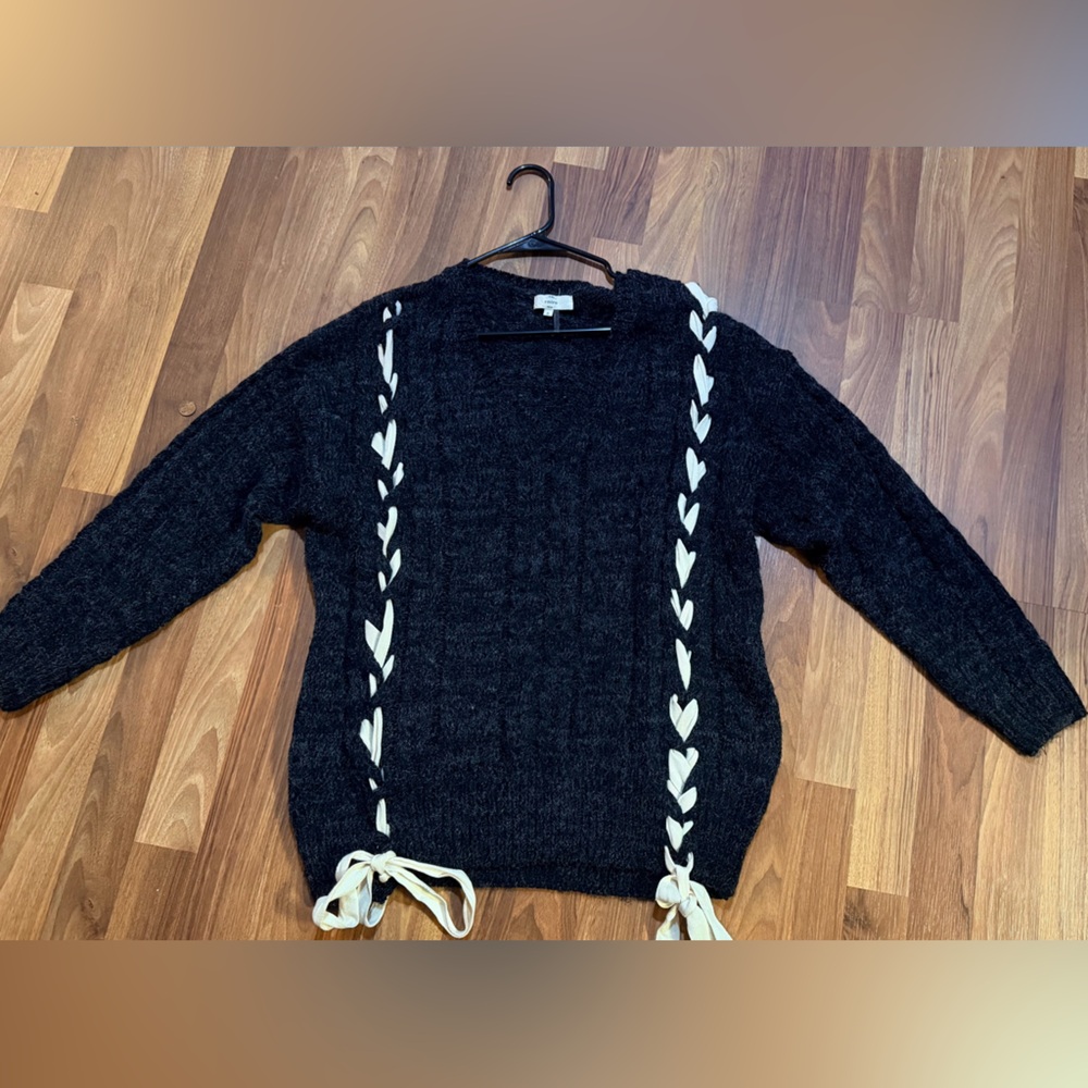 Entro Black Sweater with Cream Details Size Small
